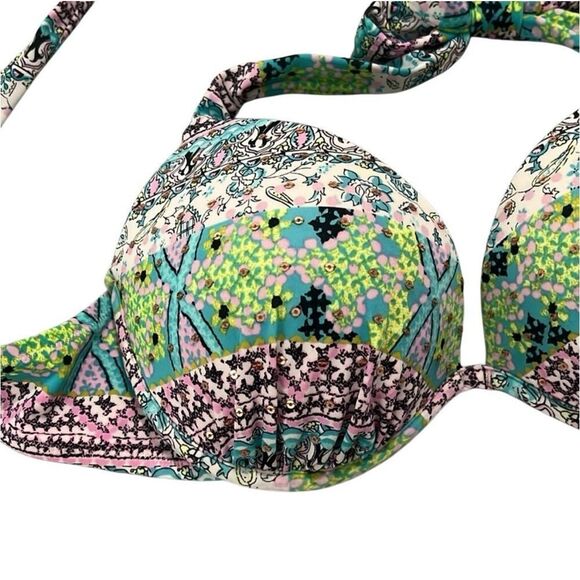 VICTORIA’S SECRET | push up bikini top 32D - Picture 2 of 6